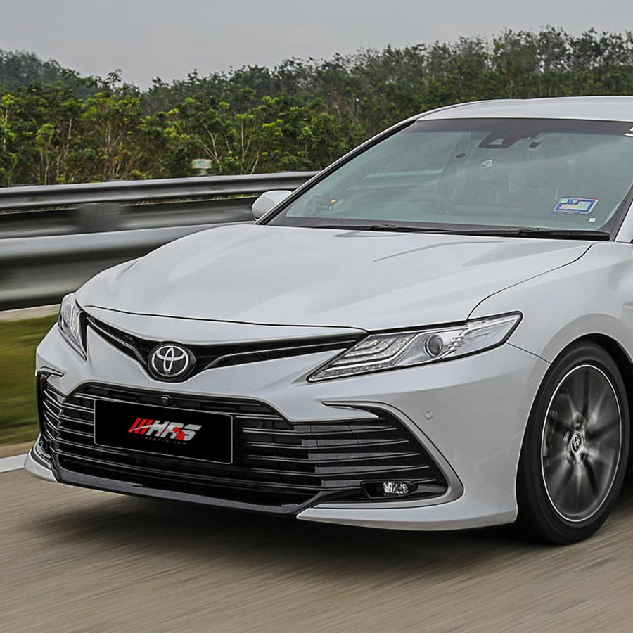 2021-2024 Toyota Camry LE XLE front grille and LED fog lights road view
