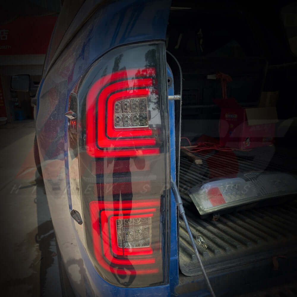 
                  
                    HRS - 2014-21 Toyota Tundra LED Tail Lights - OPEN BOX
                  
                